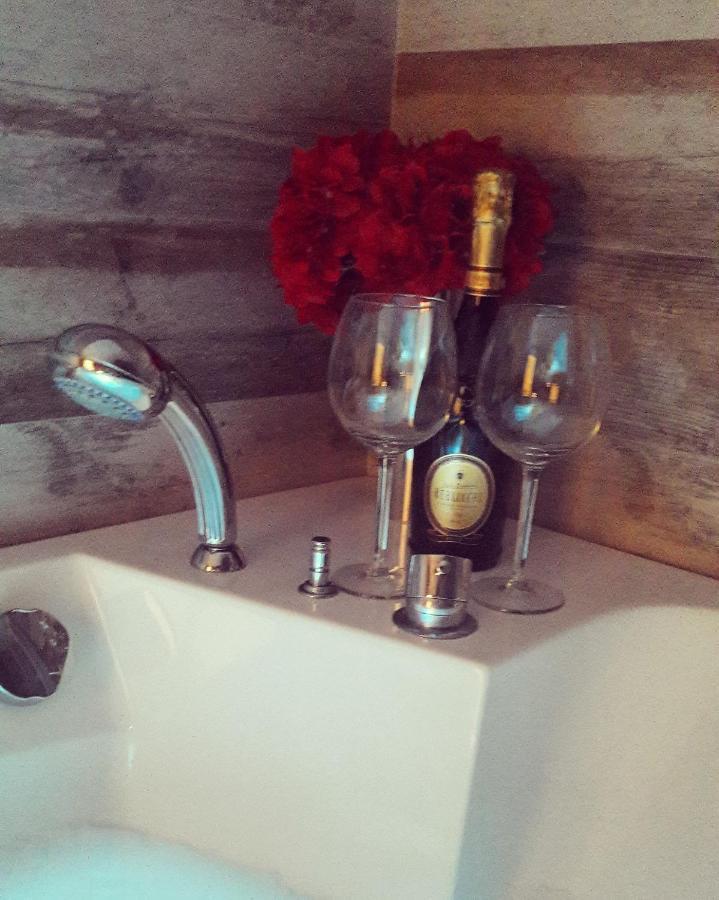 Caos Calmo Bed & Breakfast Rome Bagian luar foto