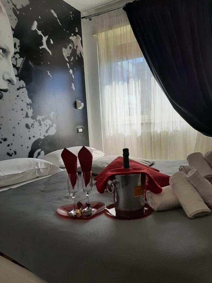 Caos Calmo Bed & Breakfast Rome Bagian luar foto