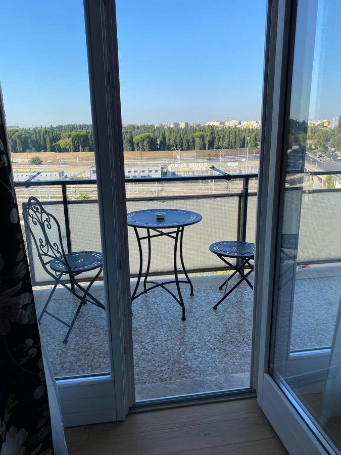 Caos Calmo Bed & Breakfast Rome Bagian luar foto