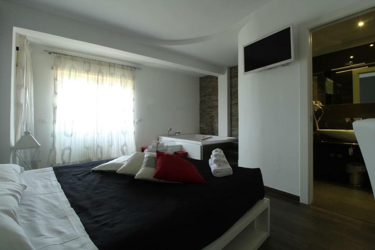 Caos Calmo Bed & Breakfast Rome Bagian luar foto