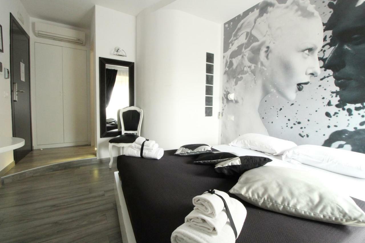 Caos Calmo Bed & Breakfast Rome Bagian luar foto